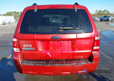 2008 Ford Escape Xlt z USA, uszkodzony, nr VIN 1FMCU03Z68KC64394